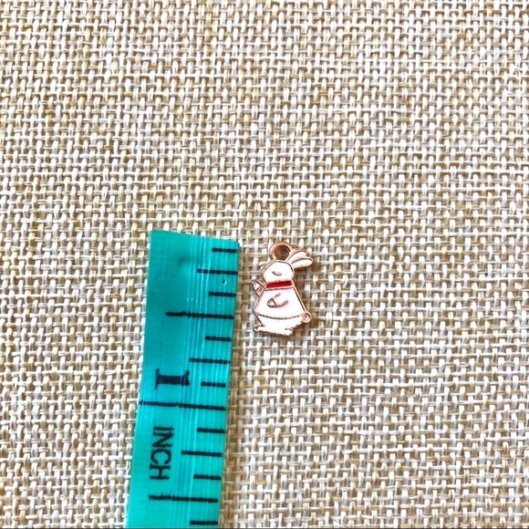 🔴 5 for $10 ONE Pink & Gold Pendant Charm Zinc Alloy - Picture 3 of 4